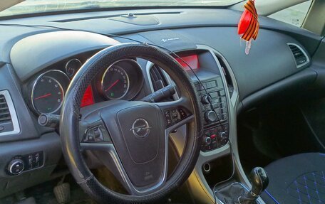 Opel Astra J, 2010 год, 240 000 рублей, 5 фотография