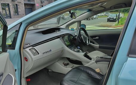 Toyota Prius, 2010 год, 950 000 рублей, 6 фотография