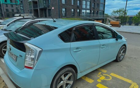 Toyota Prius, 2010 год, 950 000 рублей, 4 фотография