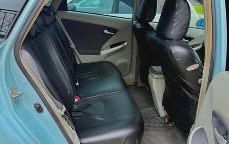 Toyota Prius, 2010 год, 950 000 рублей, 8 фотография