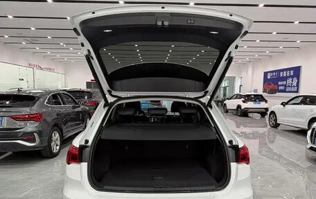 Audi Q3, 2023 год, 2 790 000 рублей, 14 фотография