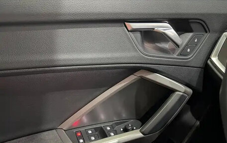 Audi Q3, 2023 год, 2 790 000 рублей, 13 фотография