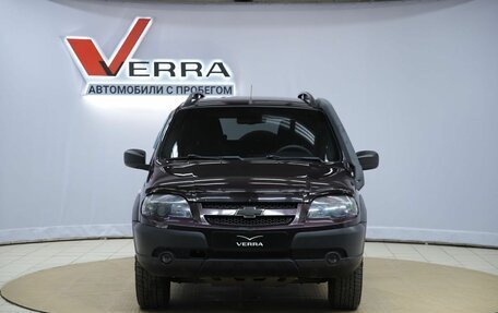 Chevrolet Niva I рестайлинг, 2017 год, 690 000 рублей, 2 фотография