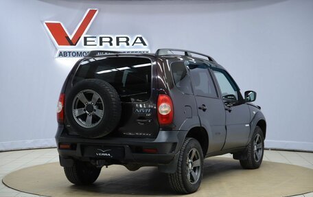 Chevrolet Niva I рестайлинг, 2017 год, 690 000 рублей, 5 фотография