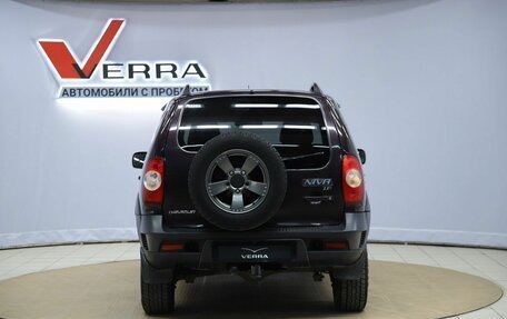 Chevrolet Niva I рестайлинг, 2017 год, 690 000 рублей, 6 фотография