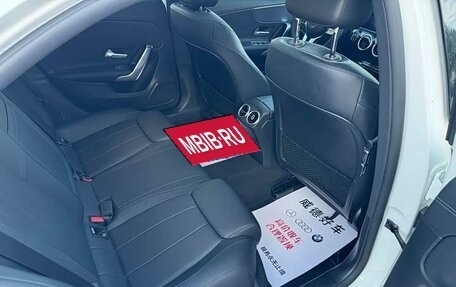Mercedes-Benz A-Класс, 2022 год, 1 470 000 рублей, 10 фотография