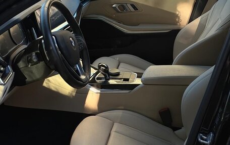 BMW 3 серия, 2021 год, 4 250 000 рублей, 15 фотография
