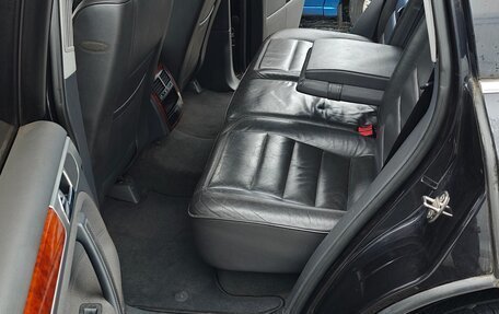 Volkswagen Touareg III, 2006 год, 600 000 рублей, 10 фотография