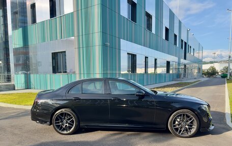 Mercedes-Benz E-Класс, 2020 год, 3 200 000 рублей, 2 фотография