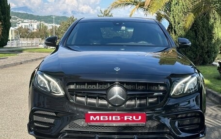 Mercedes-Benz E-Класс, 2020 год, 3 200 000 рублей, 7 фотография