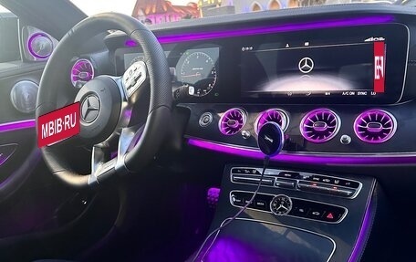 Mercedes-Benz E-Класс, 2020 год, 3 200 000 рублей, 5 фотография