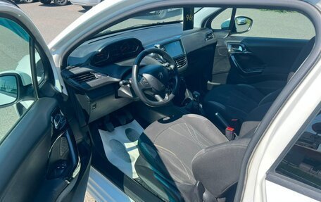 Peugeot 208 II, 2013 год, 499 000 рублей, 10 фотография