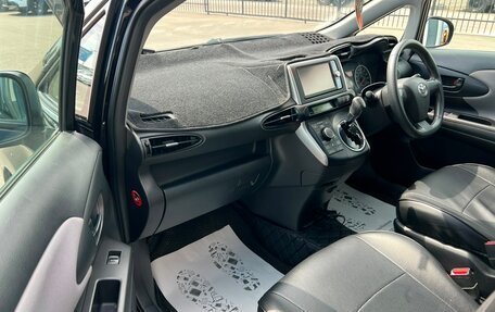 Toyota Wish II, 2011 год, 1 329 000 рублей, 12 фотография
