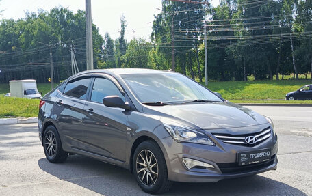 Hyundai Solaris II рестайлинг, 2015 год, 910 000 рублей, 5 фотография