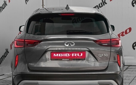 Infiniti QX50 II, 2018 год, 2 900 000 рублей, 5 фотография
