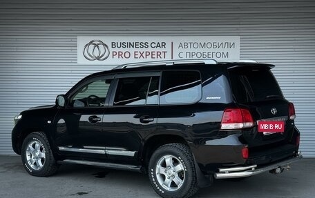Toyota Land Cruiser 200, 2011 год, 3 550 000 рублей, 7 фотография
