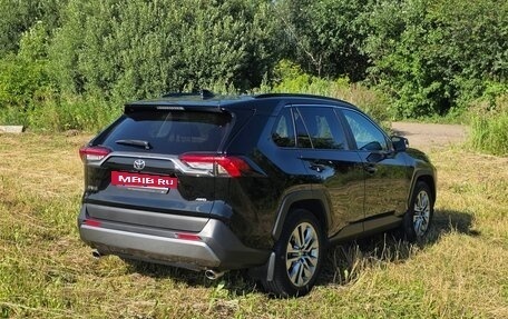 Toyota RAV4, 2022 год, 4 300 000 рублей, 5 фотография
