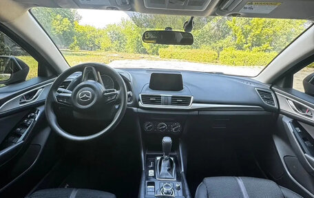 Mazda 3, 2017 год, 1 500 000 рублей, 8 фотография