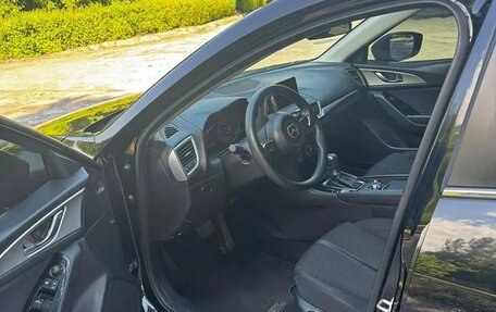 Mazda 3, 2017 год, 1 500 000 рублей, 4 фотография