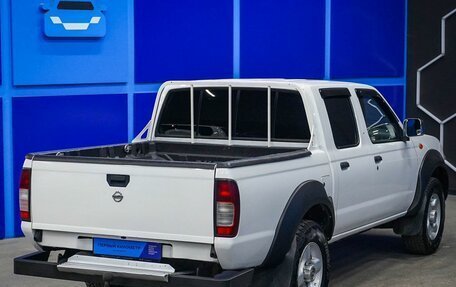 Nissan NP300, 2014 год, 880 000 рублей, 7 фотография