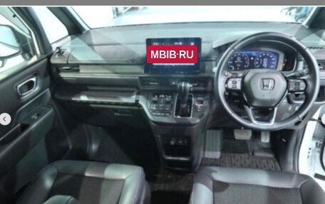 Honda Stepwgn, 2023 год, 2 100 500 рублей, 8 фотография