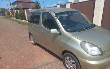 Toyota FunCargo, 2000 год, 380 000 рублей, 1 фотография
