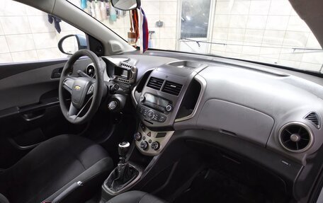 Chevrolet Aveo III, 2012 год, 639 999 рублей, 3 фотография