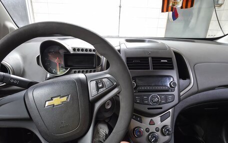 Chevrolet Aveo III, 2012 год, 639 999 рублей, 2 фотография