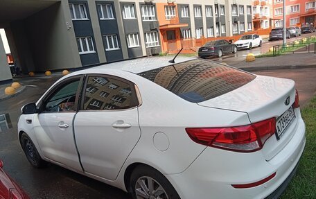 KIA Rio III рестайлинг, 2015 год, 980 000 рублей, 4 фотография
