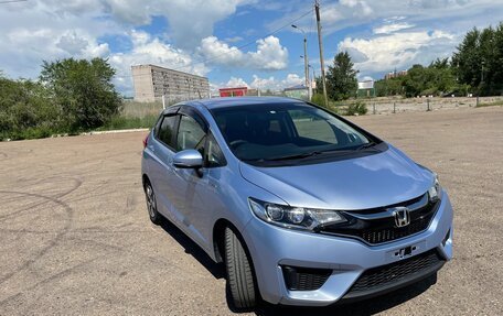 Honda Fit III, 2017 год, 1 599 999 рублей, 32 фотография