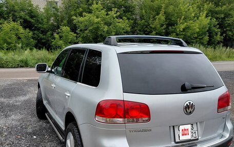 Volkswagen Touareg III, 2004 год, 670 000 рублей, 3 фотография