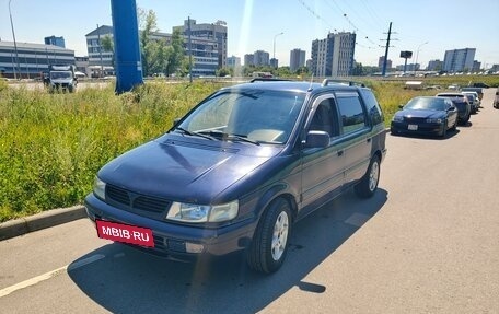Mitsubishi Space Wagon III, 1995 год, 217 000 рублей, 5 фотография