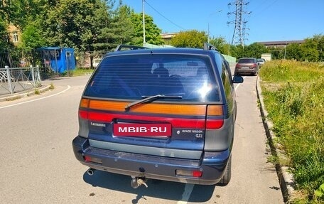 Mitsubishi Space Wagon III, 1995 год, 217 000 рублей, 4 фотография