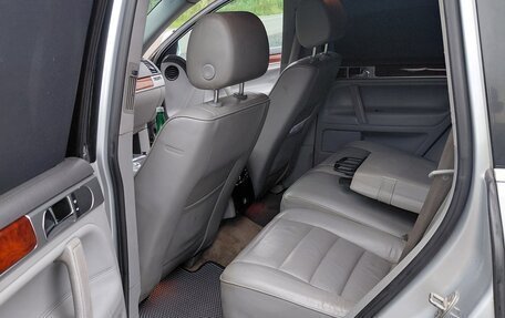 Volkswagen Touareg III, 2004 год, 670 000 рублей, 7 фотография