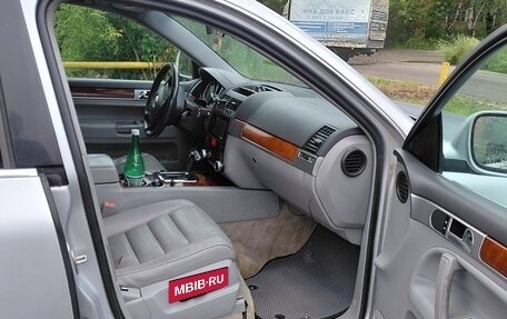 Volkswagen Touareg III, 2004 год, 670 000 рублей, 5 фотография