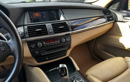BMW X6, 2011 год, 1 800 000 рублей, 21 фотография