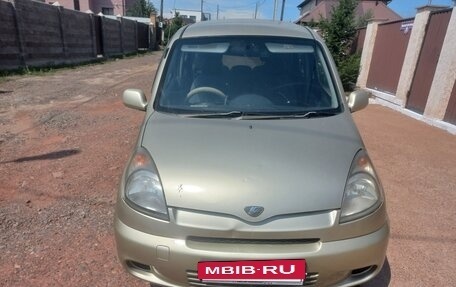 Toyota FunCargo, 2000 год, 380 000 рублей, 2 фотография