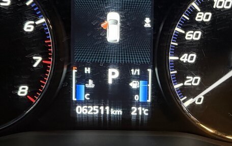 Mitsubishi Outlander III рестайлинг 3, 2019 год, 2 300 000 рублей, 7 фотография
