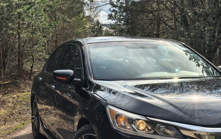 Honda Accord IX рестайлинг, 2017 год, 1 250 000 рублей, 1 фотография