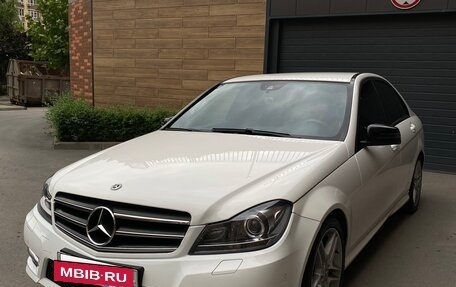 Mercedes-Benz C-Класс, 2013 год, 1 600 000 рублей, 8 фотография
