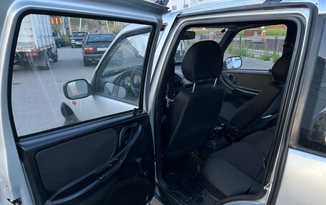 Chevrolet Niva I рестайлинг, 2007 год, 300 000 рублей, 19 фотография