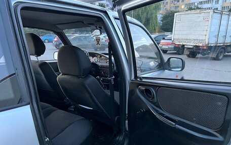 Chevrolet Niva I рестайлинг, 2007 год, 300 000 рублей, 20 фотография