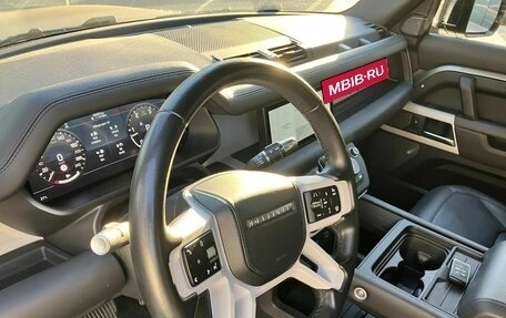 Land Rover Defender II, 2021 год, 8 500 000 рублей, 8 фотография