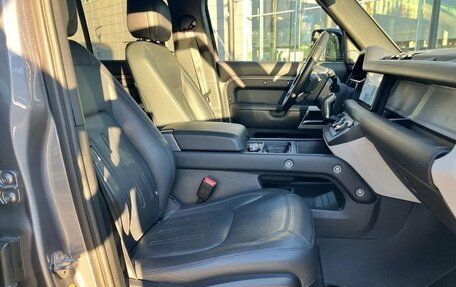 Land Rover Defender II, 2021 год, 8 500 000 рублей, 17 фотография