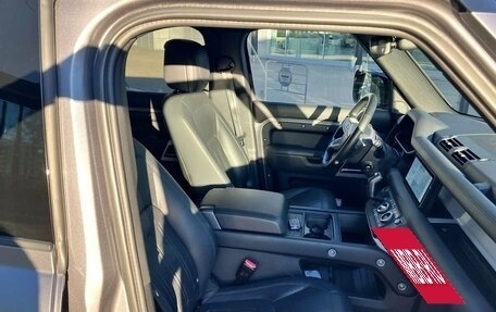 Land Rover Defender II, 2021 год, 8 500 000 рублей, 18 фотография