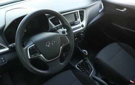Hyundai Solaris II рестайлинг, 2021 год, 1 691 000 рублей, 5 фотография