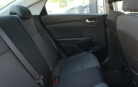 Hyundai Solaris II рестайлинг, 2021 год, 1 691 000 рублей, 8 фотография