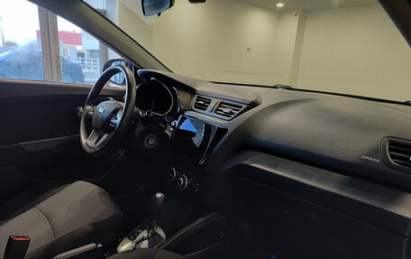 KIA Rio III рестайлинг, 2013 год, 980 000 рублей, 13 фотография