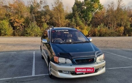 Toyota Ipsum II, 1996 год, 400 000 рублей, 3 фотография