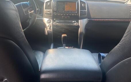 Toyota Land Cruiser 200, 2012 год, 4 400 000 рублей, 17 фотография